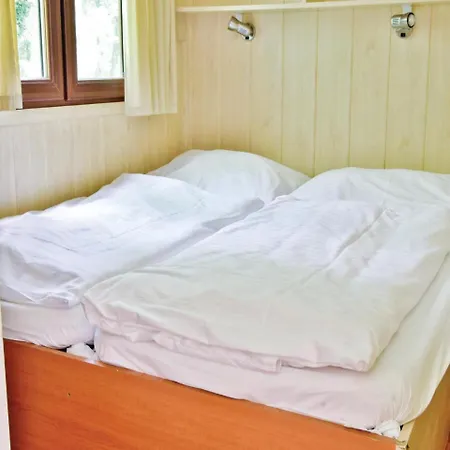 Σπίτι διακοπών Two-bedroom Holiday In *